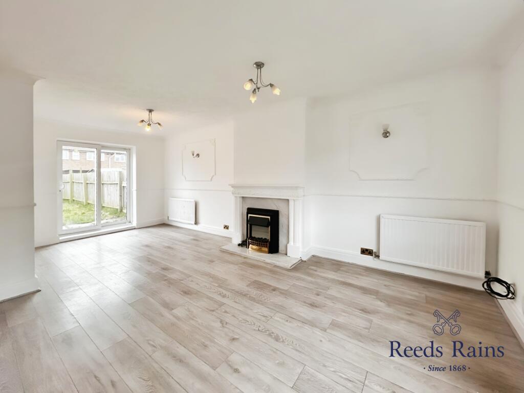 Sitting/Dining Room