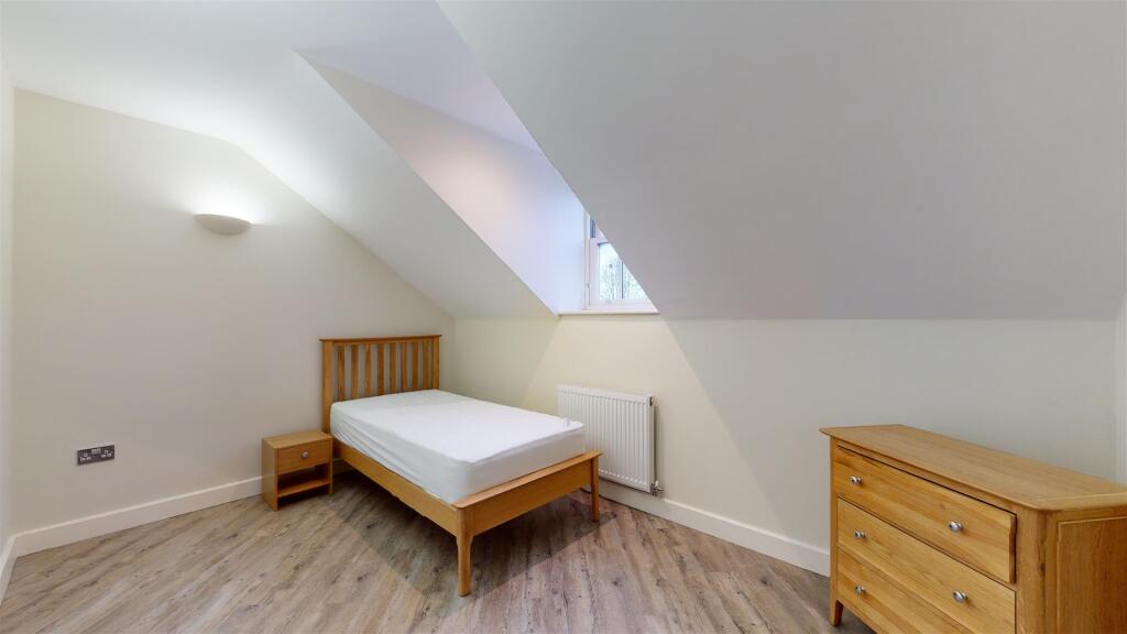 Betton Street 2a Bedroom Two.JPG
