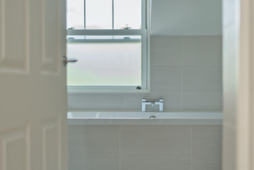 1301655-18-68431d...