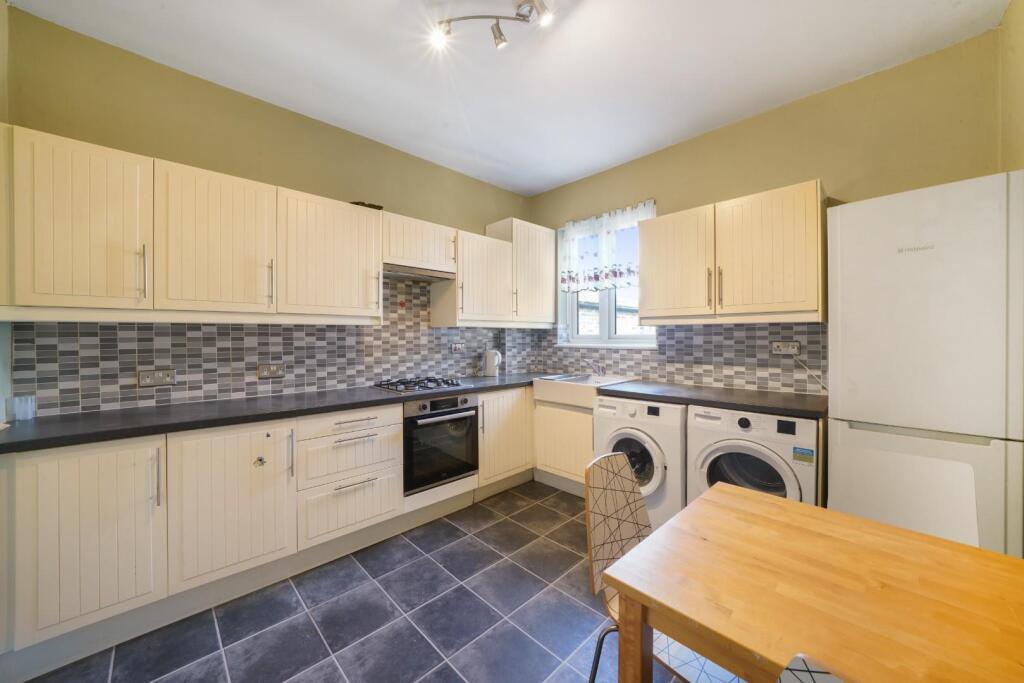 Lordsmead Road - LlsIamQjGU1DUuIGWe6N.jpg