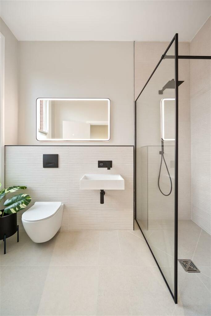 Apartment 2, 16, Magdala Road Nottingham, NG3 5DF