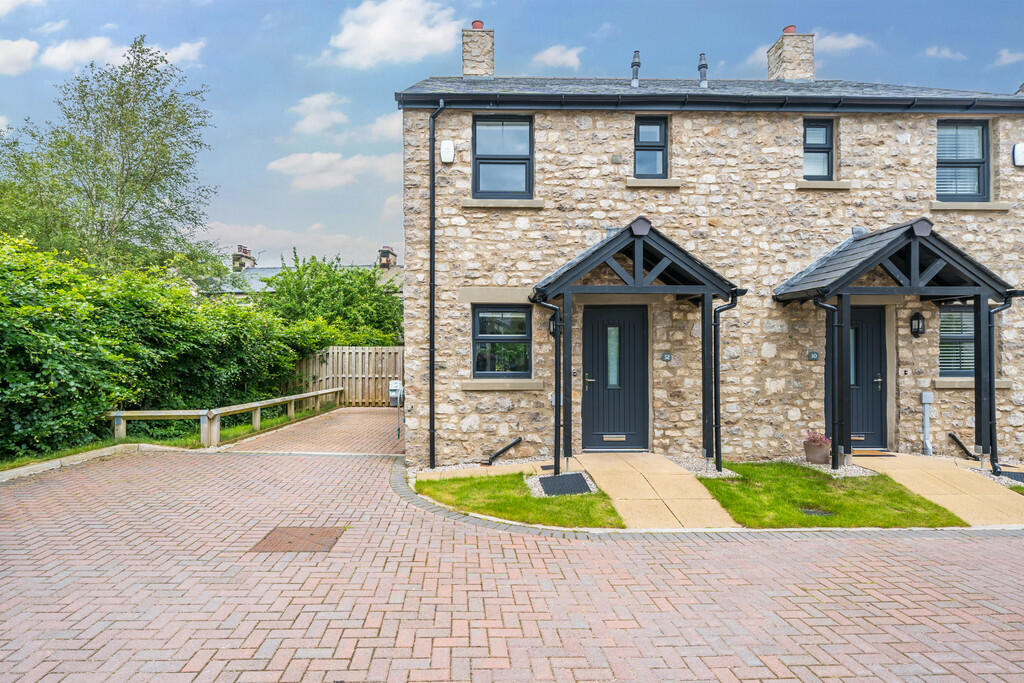 32 Warton Grange ...