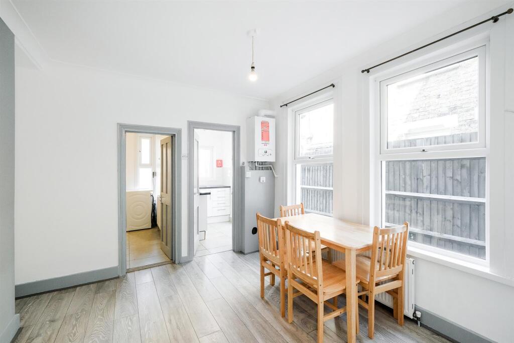 32 Campbell Road-16_web.jpg