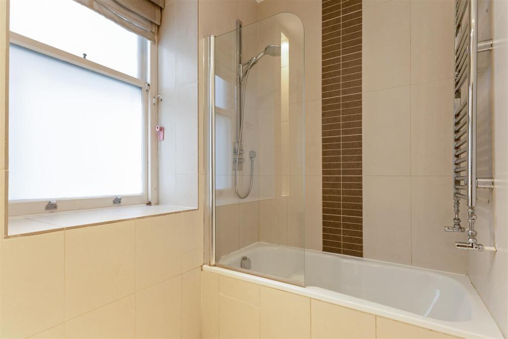 85133_Flat 4 Avenue Court 23-29 Draycott (27).jpg