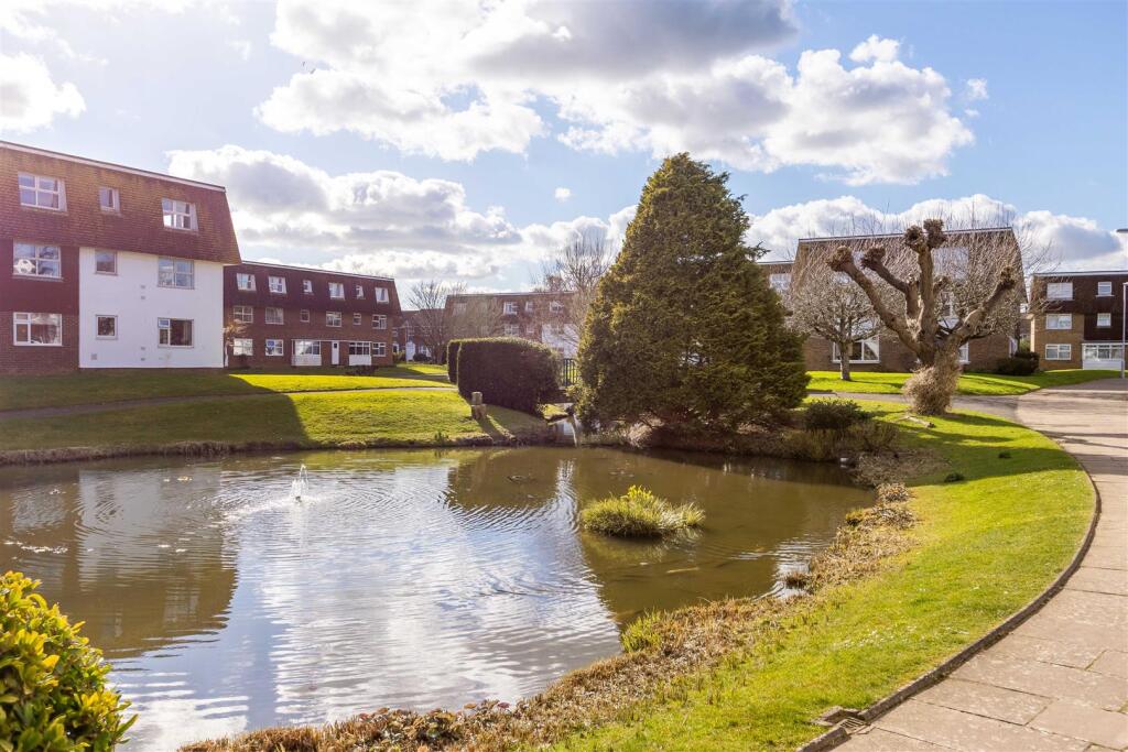 Westlake Gardens-17.jpg