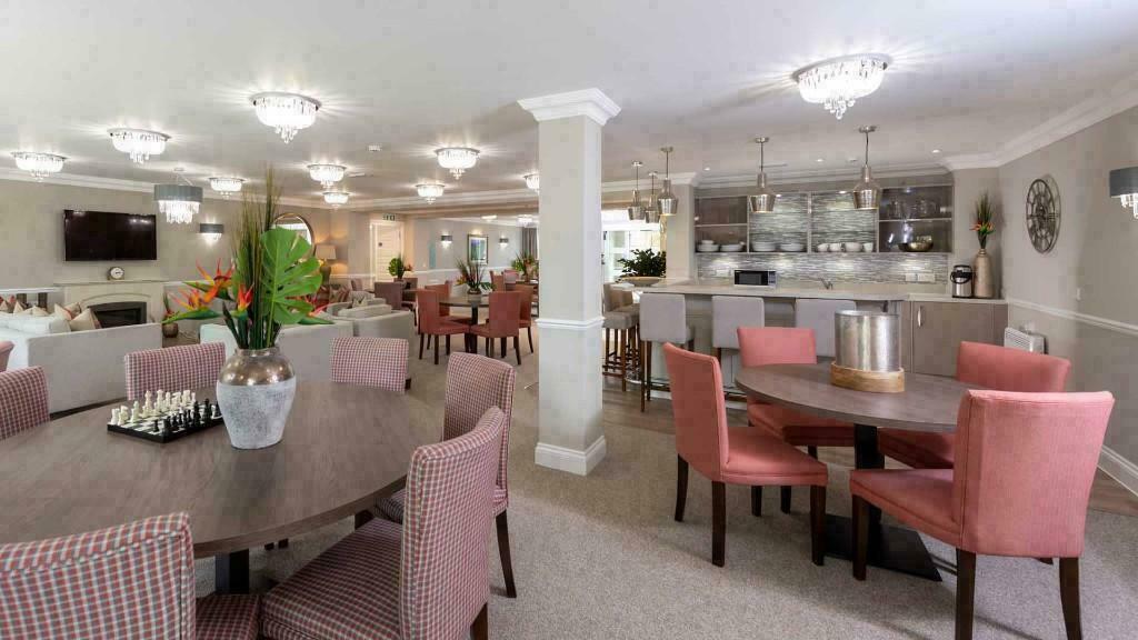 Owners' Lounge