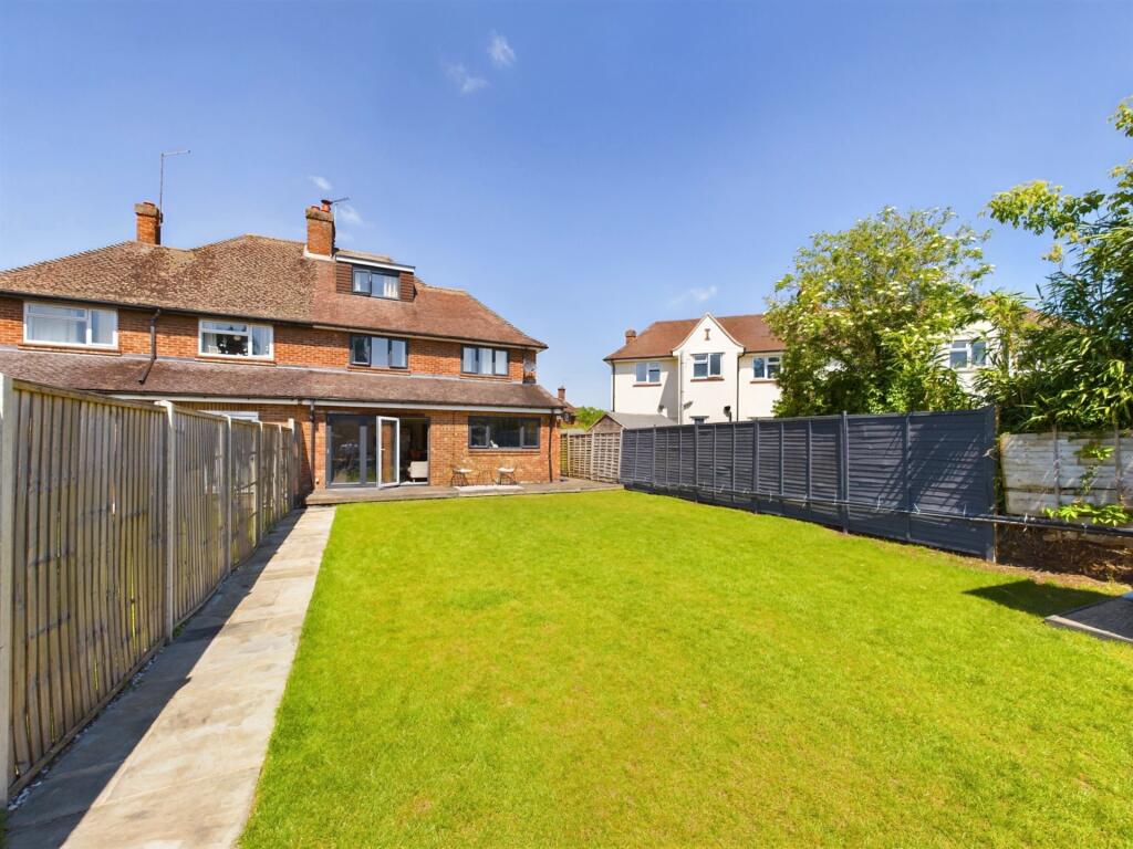 30003211-HR-18