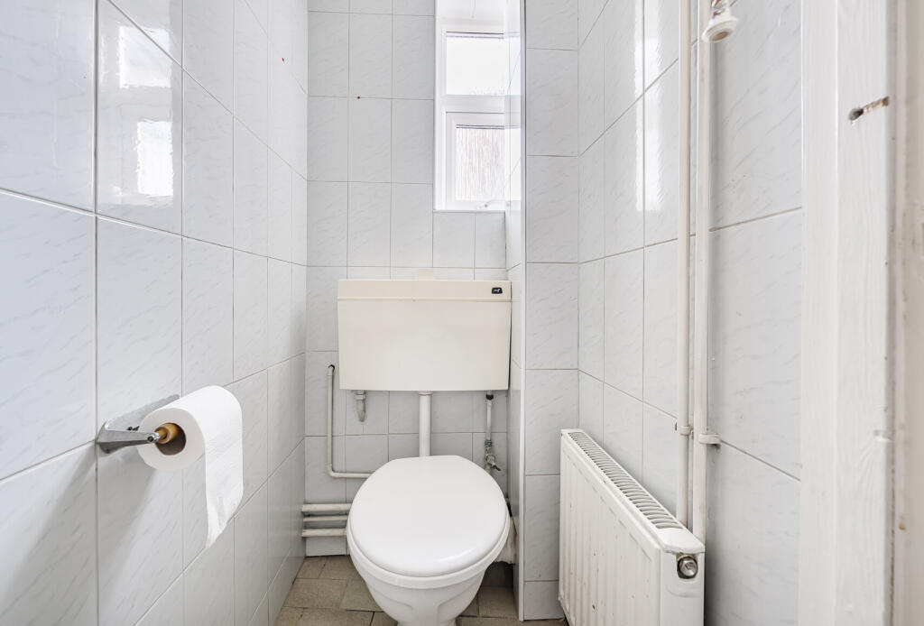 1349047-10-68ba21...