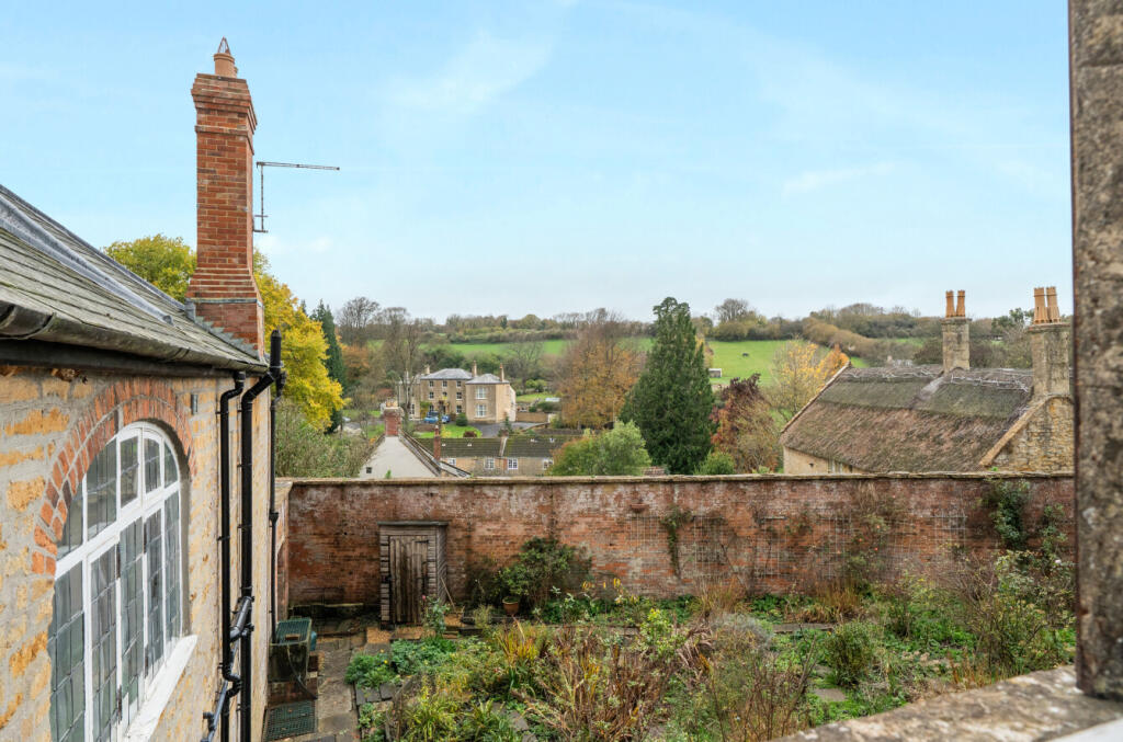 1380985-15-691310...