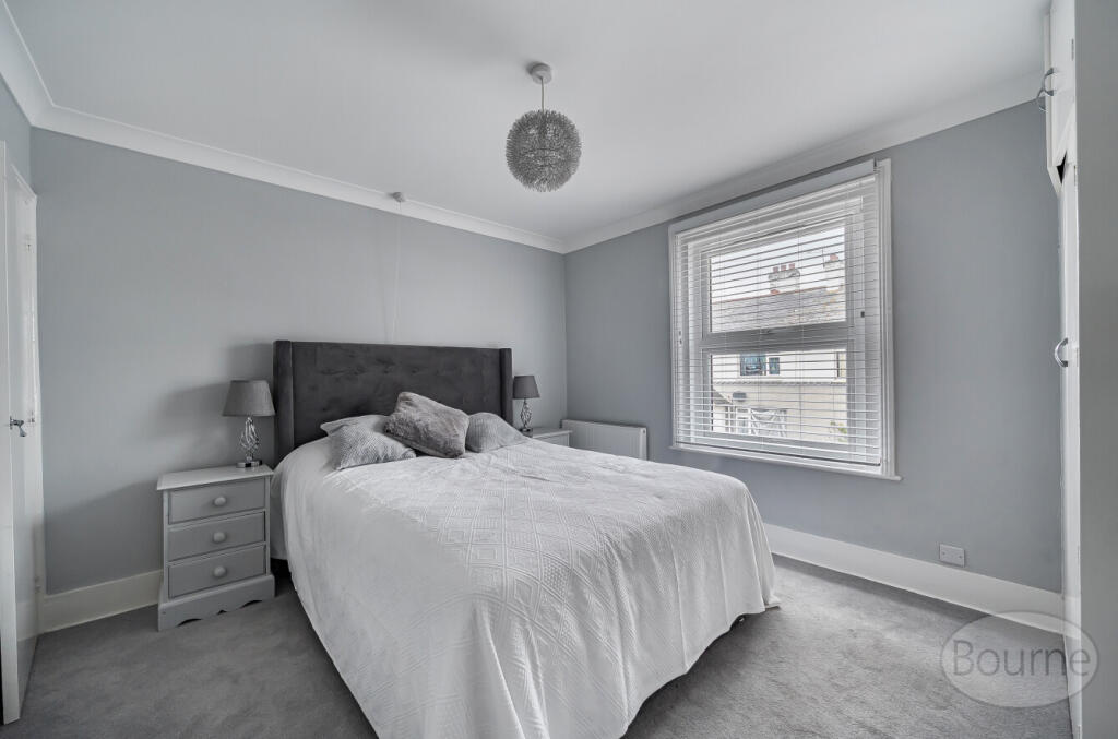 2d586224-0c98-463...