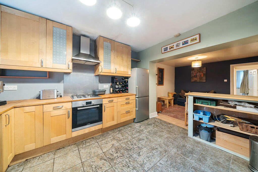 Kitchen/Reception