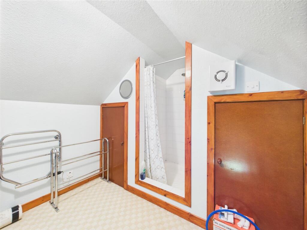 Loft room with shower