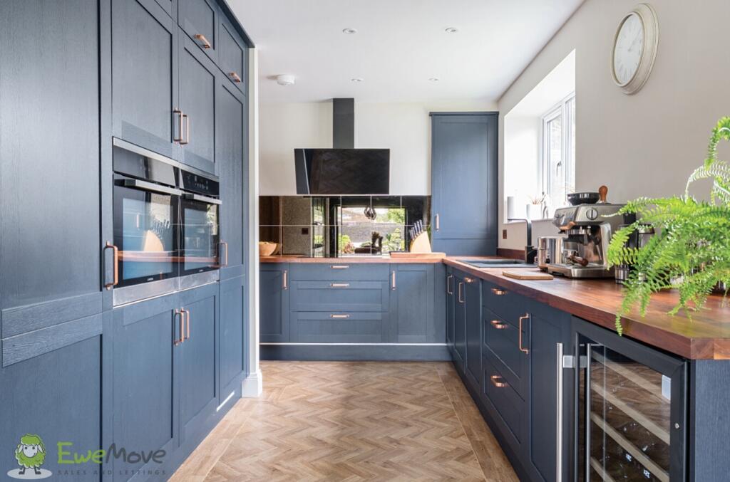 414c2872-2fc6-4cb3-a8c8-d653fe88b615