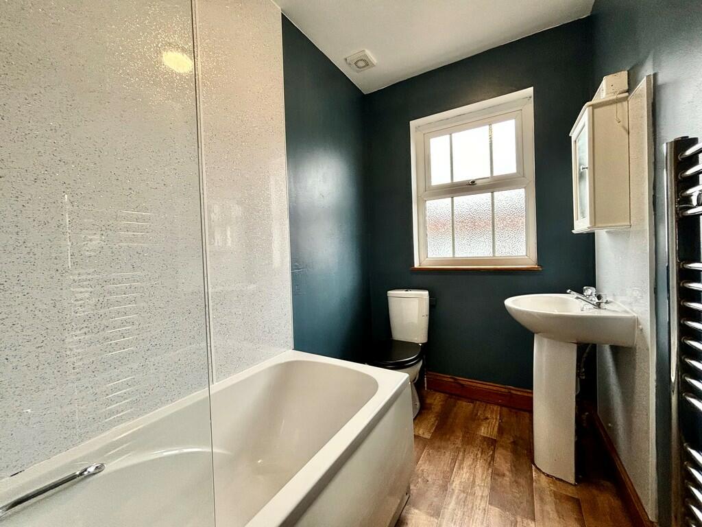 Upstairs bathroom