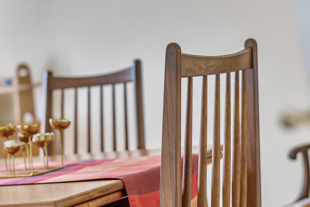 1358718-8-68dabe9...