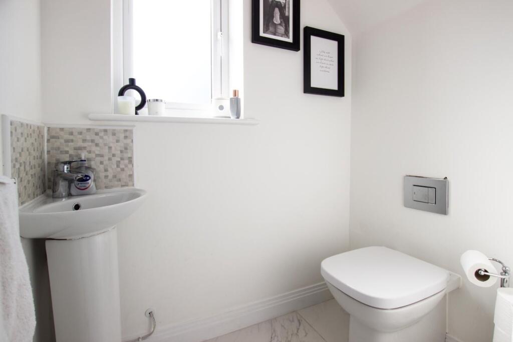 Inveraray Avenue (2).jpg