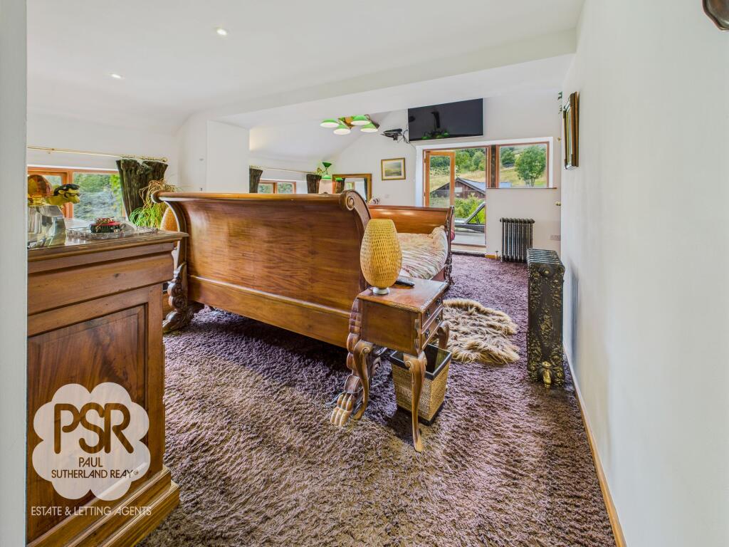 Principal Suite Bedroom