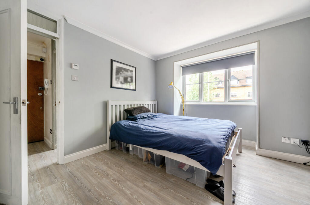 1320233-15-687661...