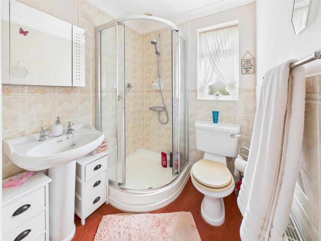 En-suite shower room