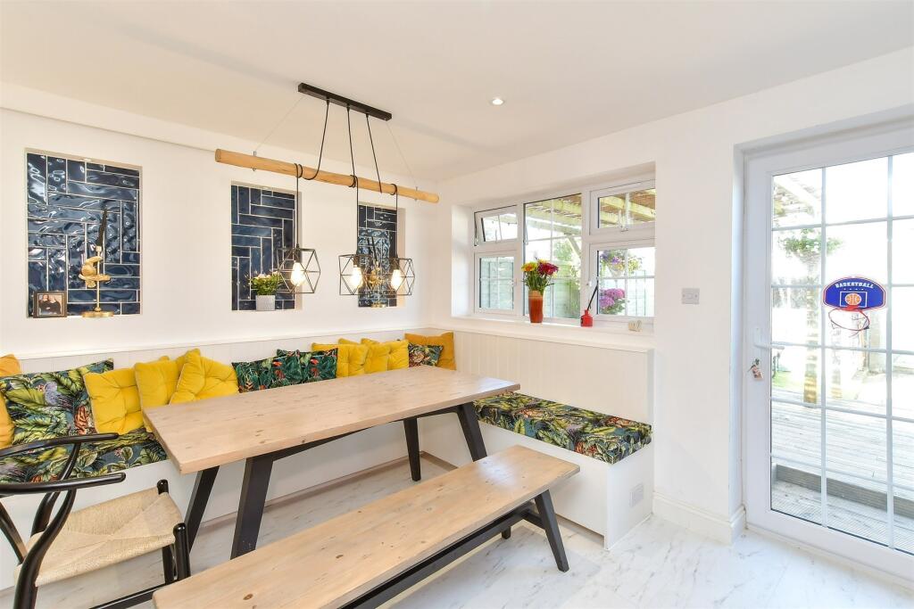 Kitchen/ Diner