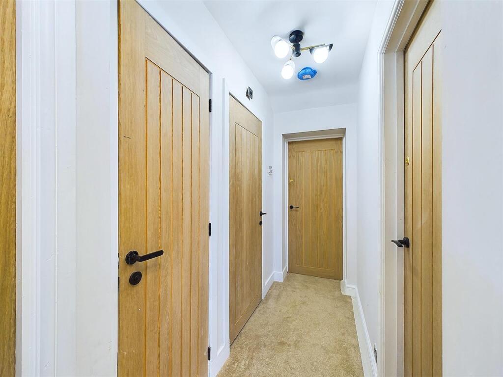 20 - 6 Bedroom HMO.jpg