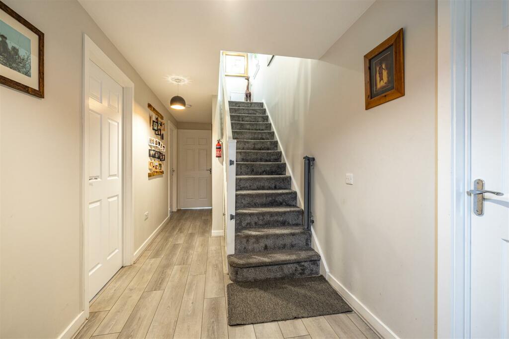 58 Knoll Park Drive Galashiels 04.JPG
