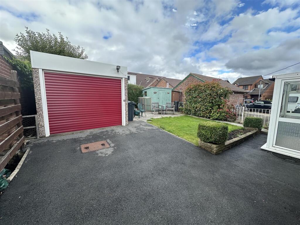 Bramleys Estate Agents - Norman Road - Mirfield (5