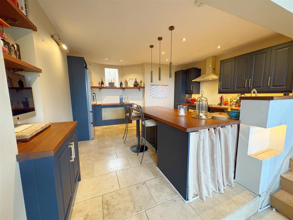 Kitchen_Breakfast room (4).jpg