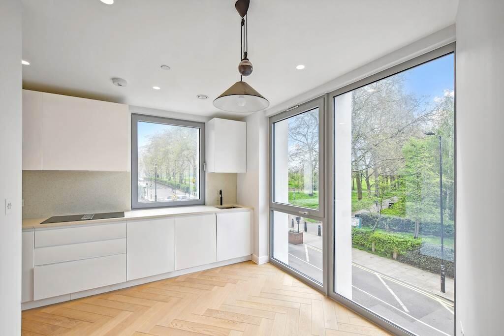 Mapple Path, London, E5