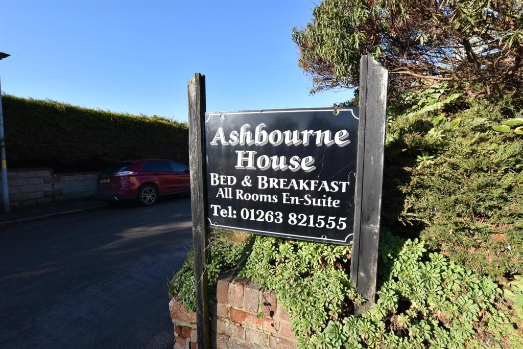 B&amp;B sign.JPG