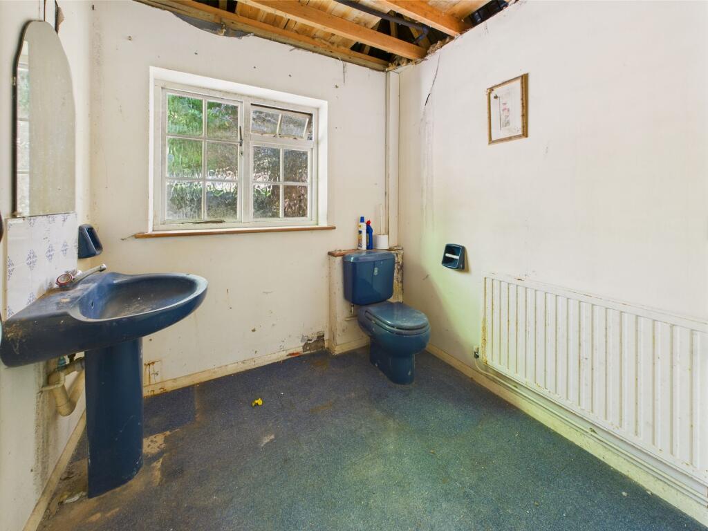 WC/Utility room