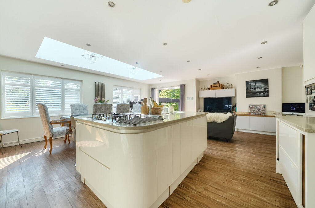 1340530-6-689f02e...