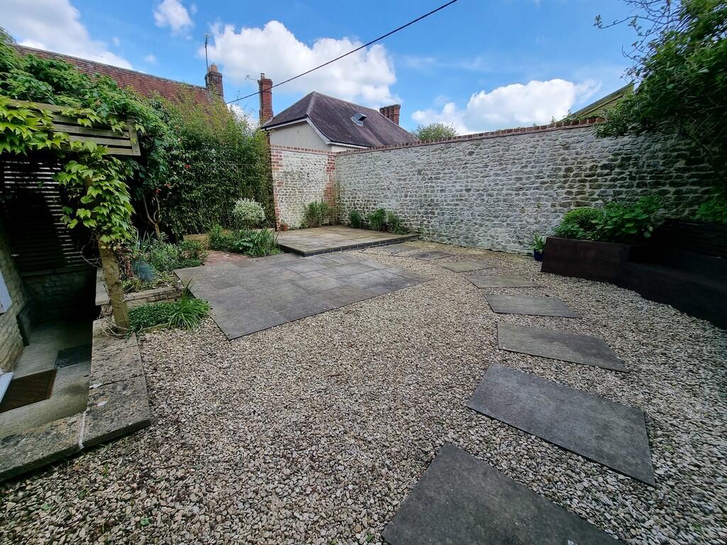 GARDEN