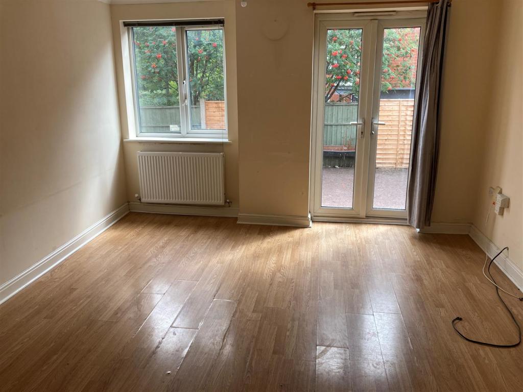 Living Room.jpg