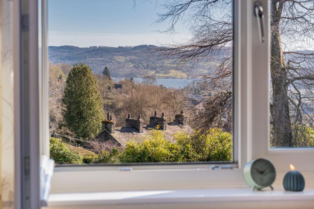 The Cottage - Bedroom One