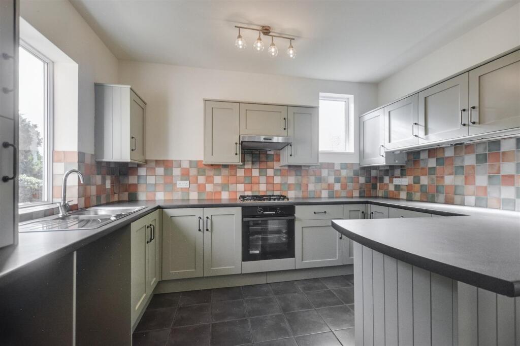 Kitchen_3.jpeg