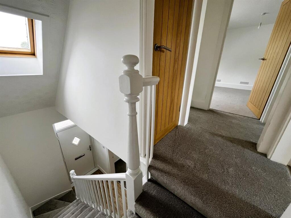 STAIRCASE AND LANDING