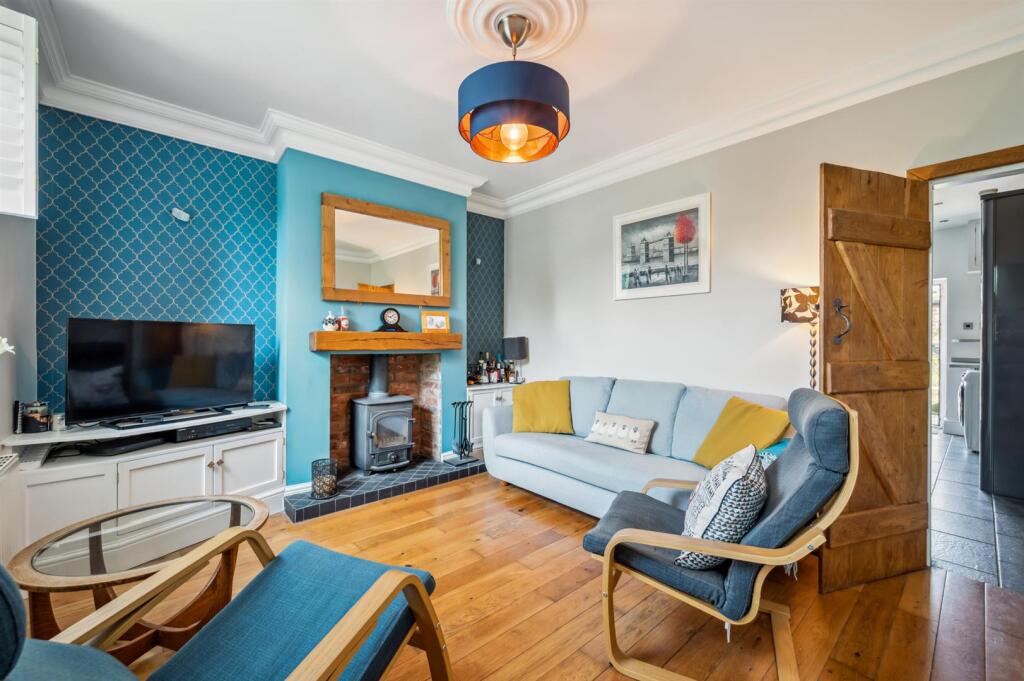 Saxton Mee 2 Fern Royd -0019.jpg