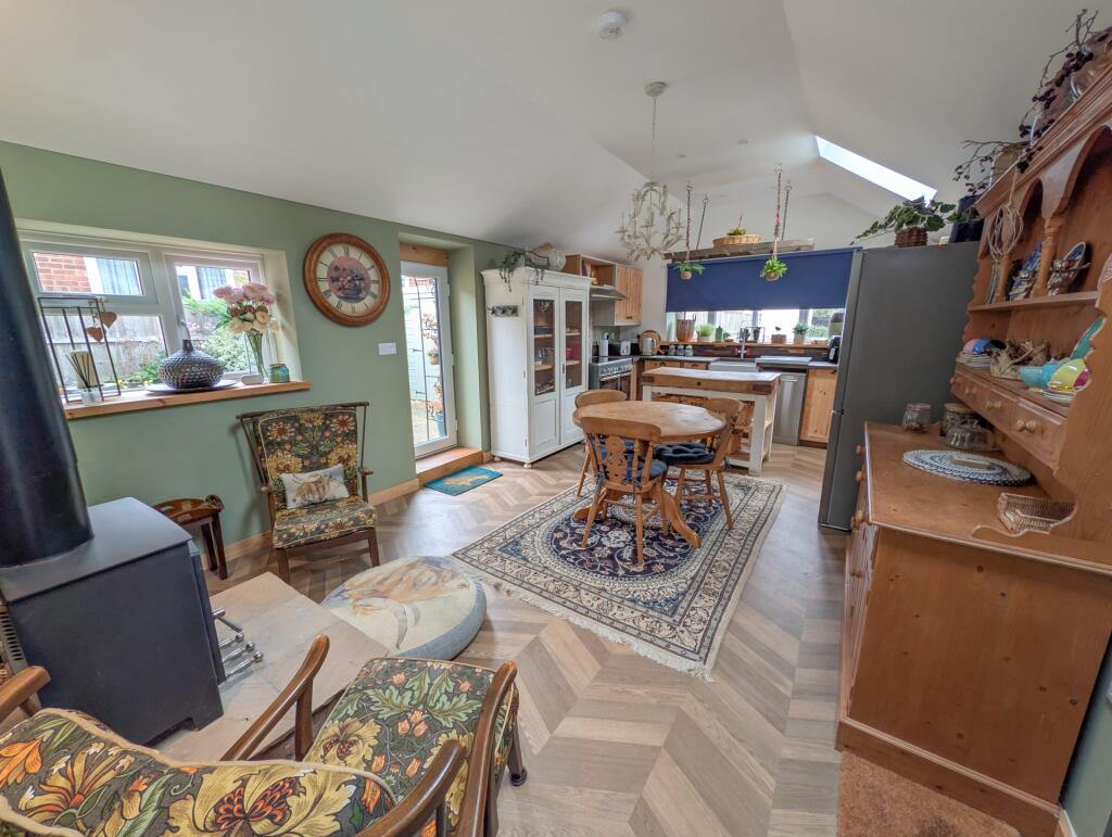kitchen dining