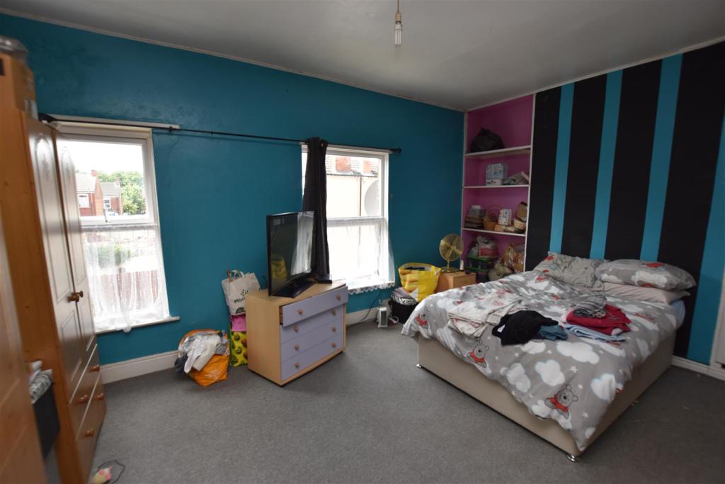 Bedroom One.JPG