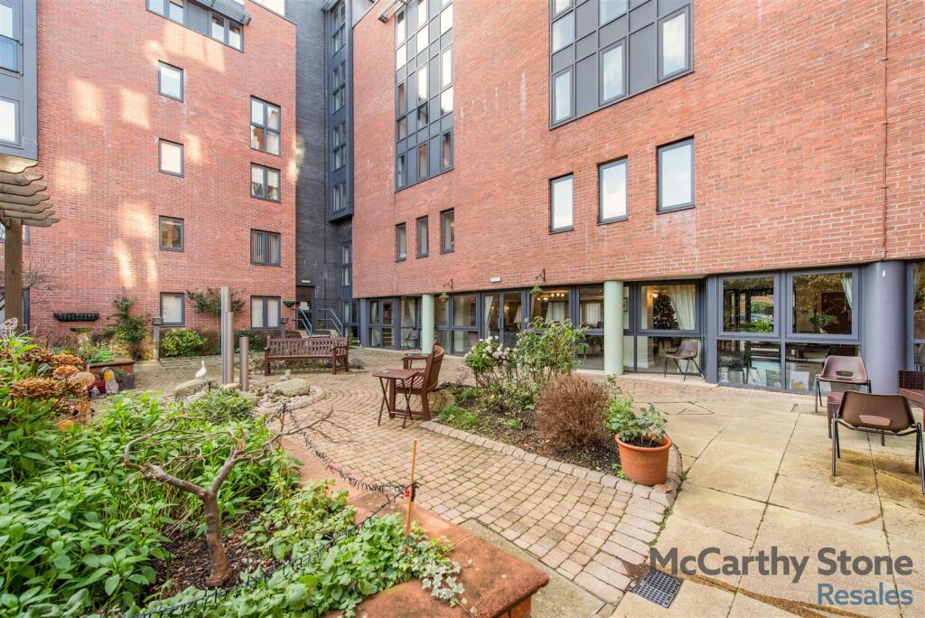 8674139-exterior03.jpg