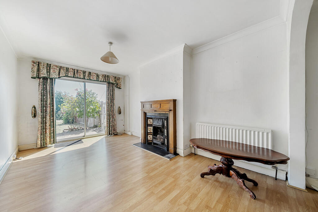 1340428-8-6899dfd...