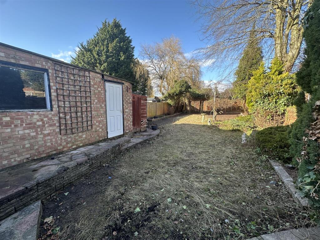 Rear Garden &amp; Garage