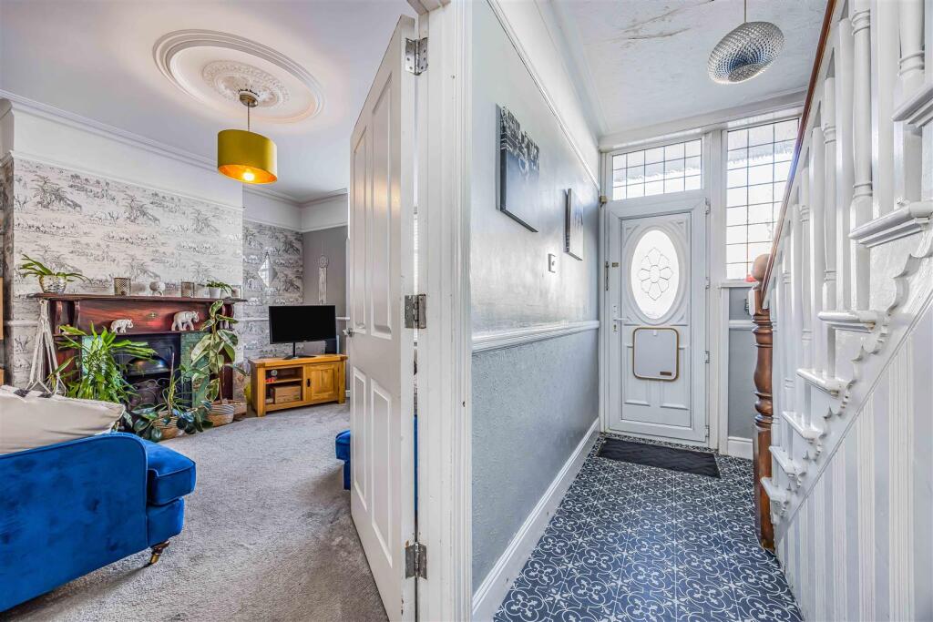 32 Hewett Road, Hilsea-Small-PorticoMarketing-Sold