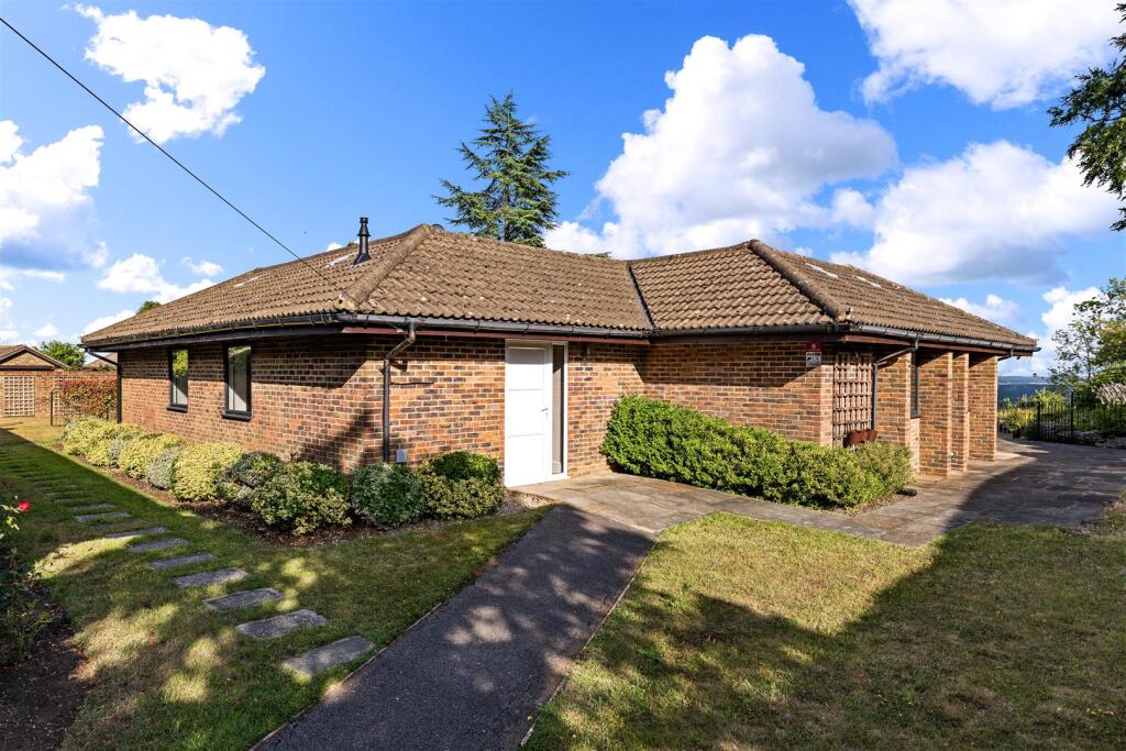 Maybury Farm, The Pool House
