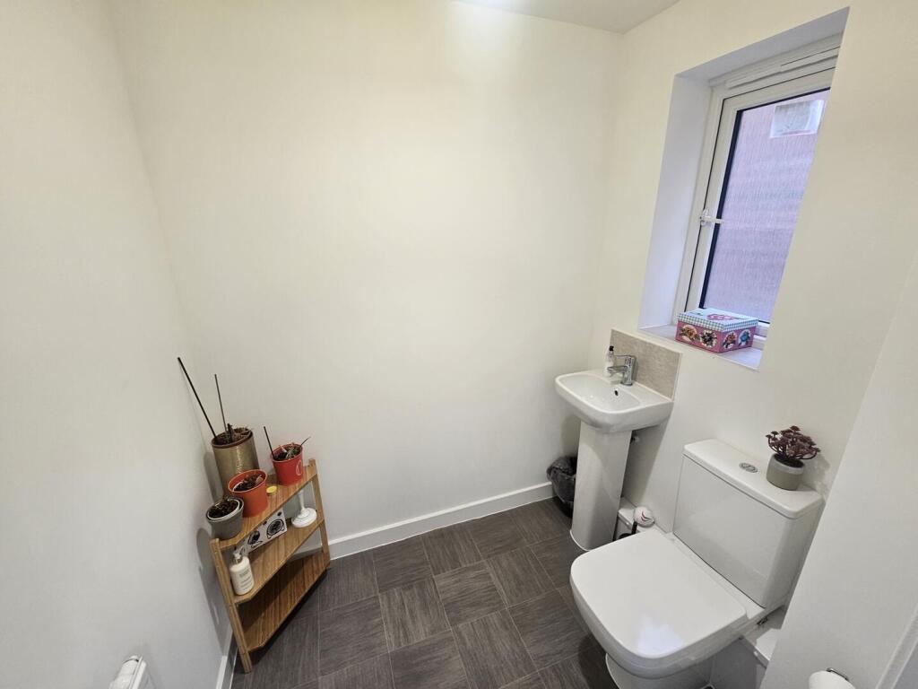 Ground floor WC