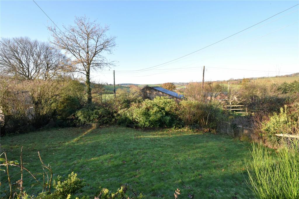 Crediton Seddons