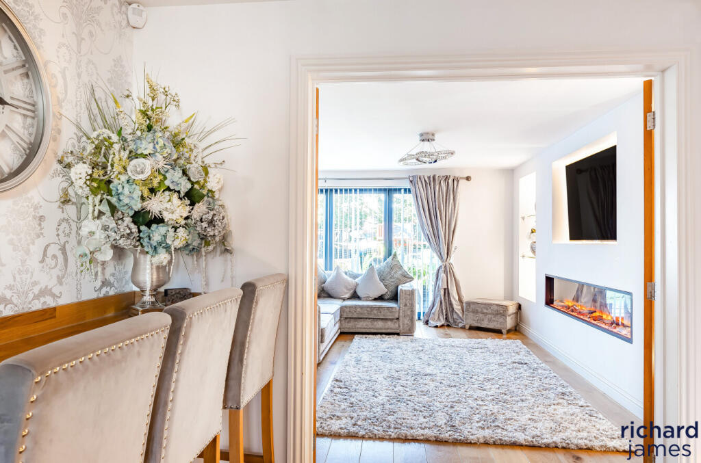 Peartree Close, Purton, Swindon, Purton, SN5