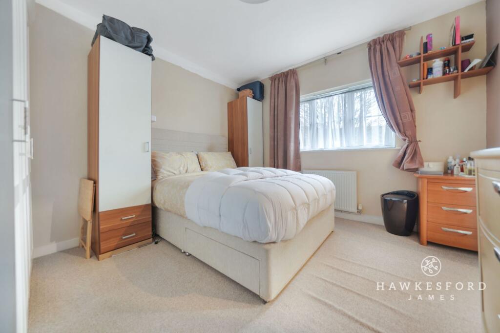 George Walk, Sittingbourne - Bedroom 1