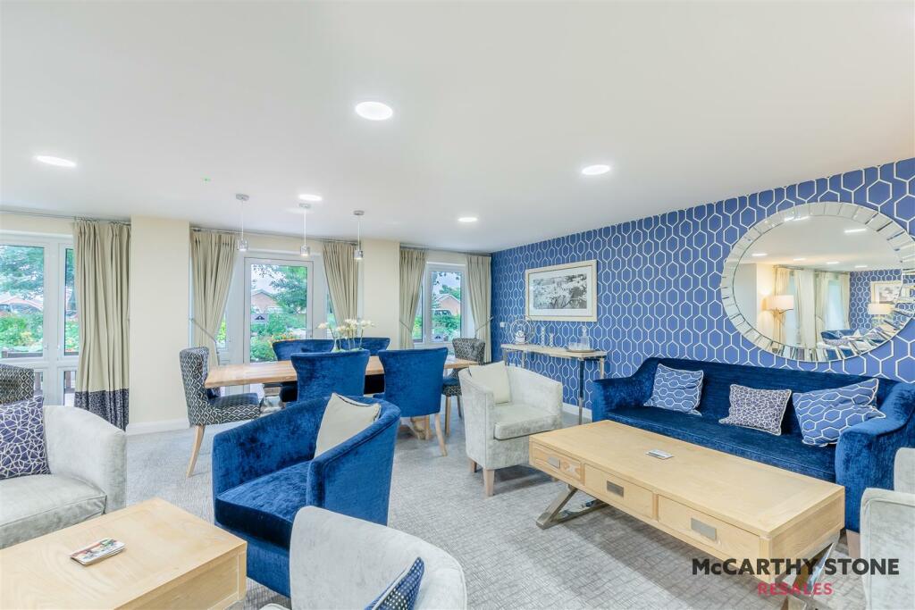 8615413-interior12.jpg